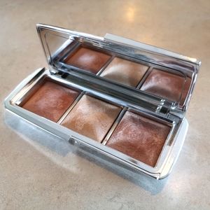 Ambient Metallic Strobe Lighting Pallet